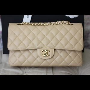 CHANEL Classic Medium Double Flap